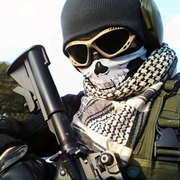 Skull Gaiter, Magic Bandana head face neck scarf, half skull face design. - Picture 4 of 4